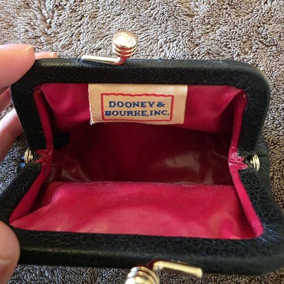 DOONEY & BOURKE Black Pebbled Leather Gold Kiss Lock Coin Purse NWT - Picture 6 of 15